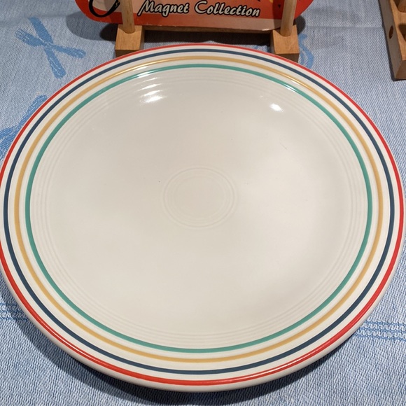 Fiestaware Quattro 10 1/2 inch plate. 4 retired colors - Picture 4 of 5